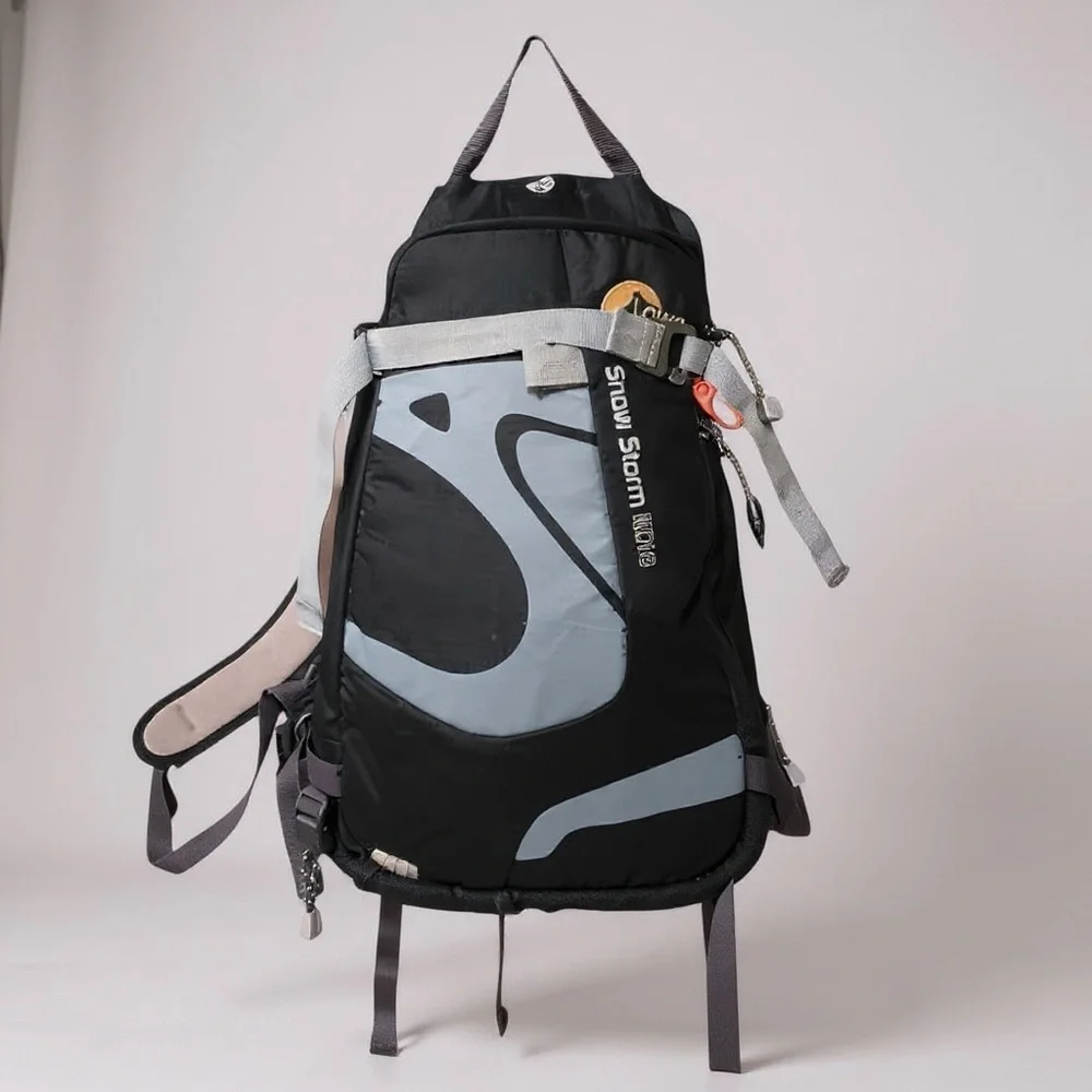 🎒 Snow Storm Audio Ridge Backpack ⚡‎ Rugged • Tactical • Built to Haul